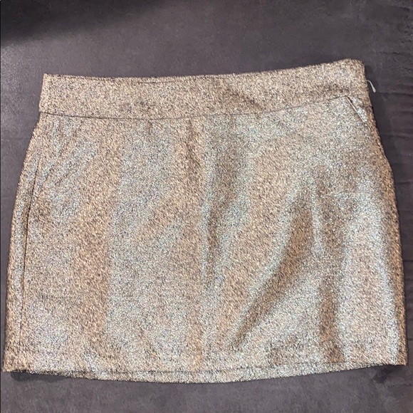 Forever 21 Short Gold Skirt - Picture 1 of 2